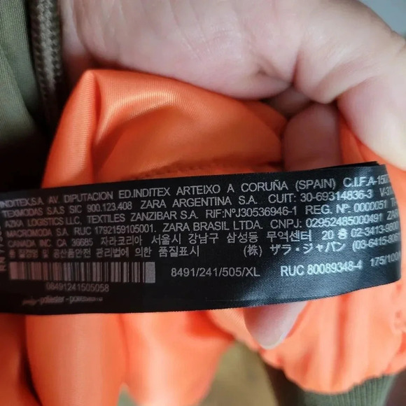 ZARA, New, Cropped Nylon Hooded Zip Front Army Green Khaki Puff Vest, Size XL - Picture 15 of 16